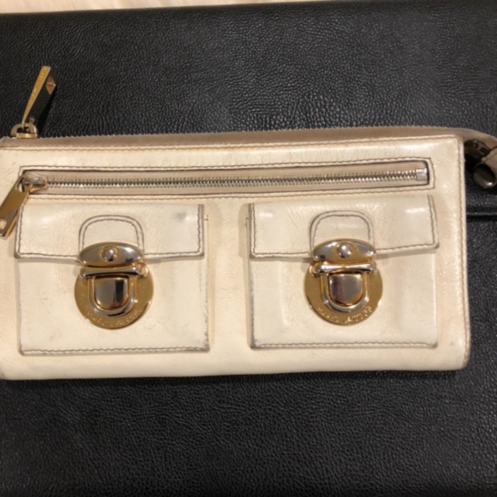 Marc Jacobs wallet